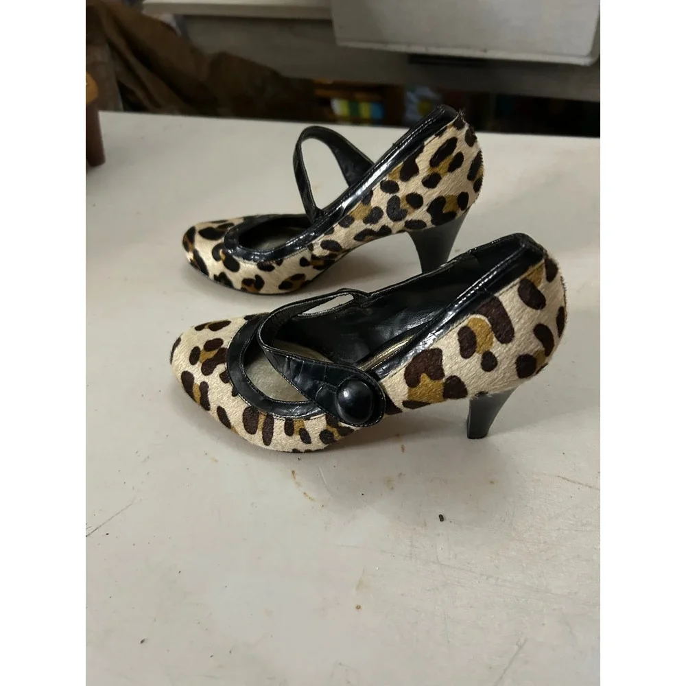 Antonio Melani Leopard Calf Hair Mary Jane Pumps Heels 6.5M Animal Print Leather